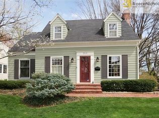 5519 Aberdeen Rd, Fairway, KS 66205