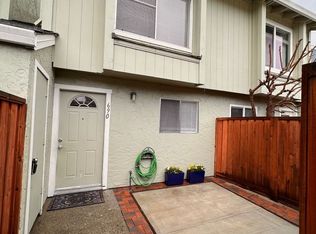 690 Racquet Club Cir, Rohnert Park, CA 94928