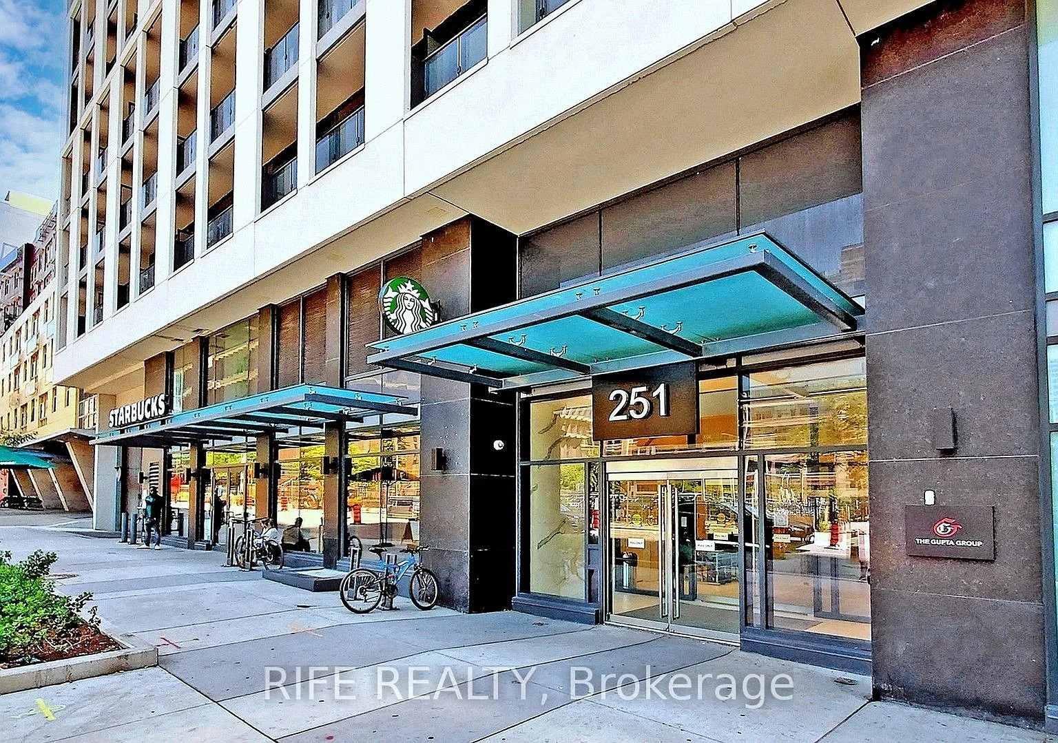2 bed, $2,350 — Photo 2