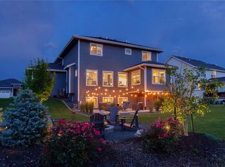 16763 Dellwood Dr, Clive, IA 50325