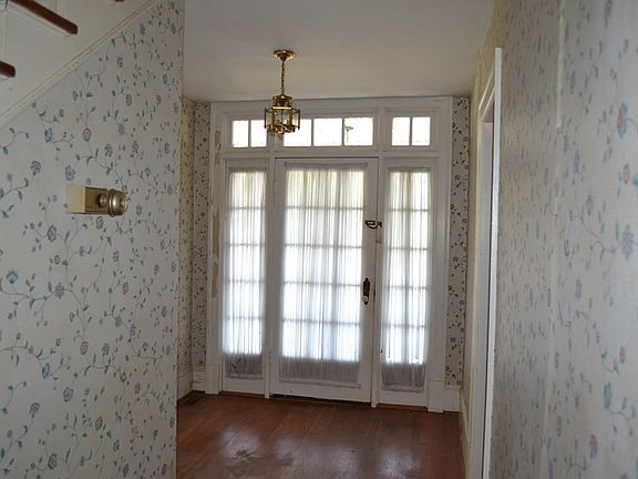 5th image of 4152 Westover Dr