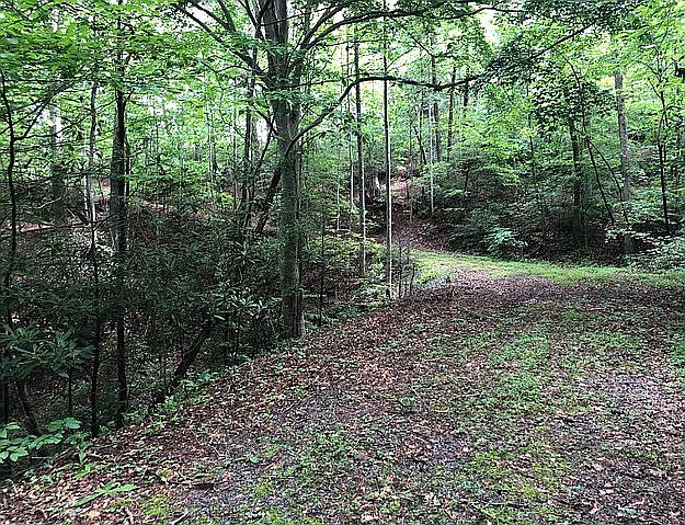 1st image of Slipper Spur Ln