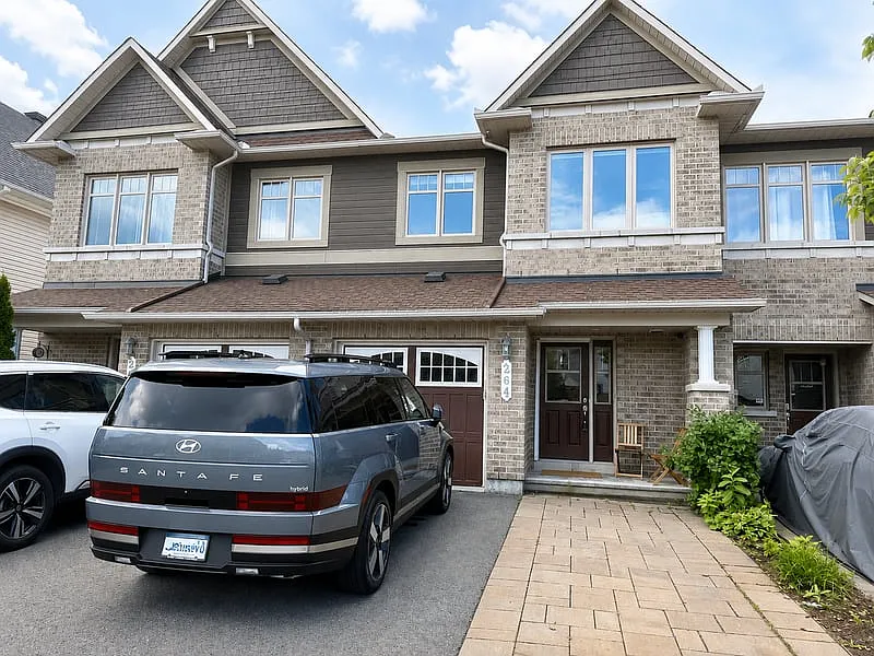 264 Trailsedge Way — Photo 1