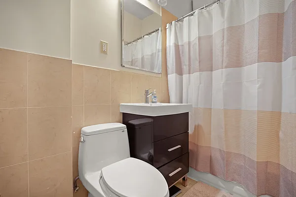 Rented by Cooper & Cooper Real Estate | media 8