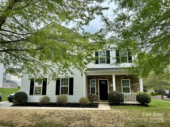 6565 Hasley Woods Dr, Huntersville, NC 28078