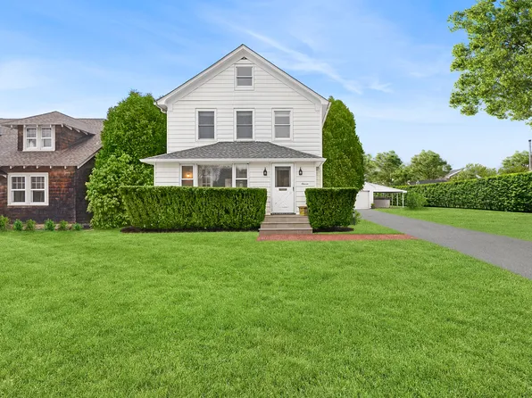 11 Henry St, Southampton, NY 11968