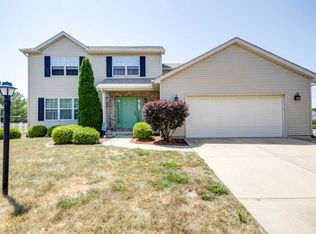 701 Jody Dr, Mahomet, IL