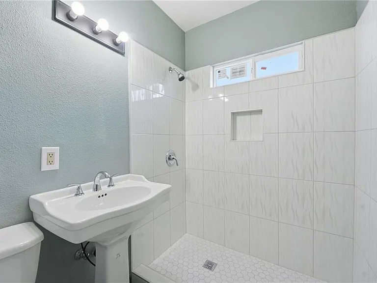 409 W Camellia Way — Photo 23
