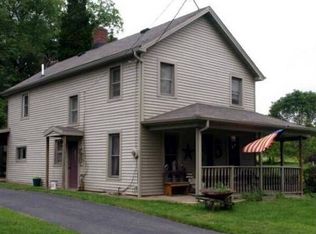 1854 Hubbard Thomas Rd, Hubbard, OH 44425