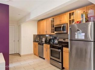 203 Huron St APT 3B, Brooklyn, NY 11222