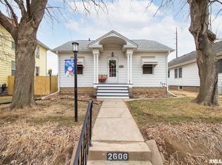 2606 4th St, Moline, IL 61265