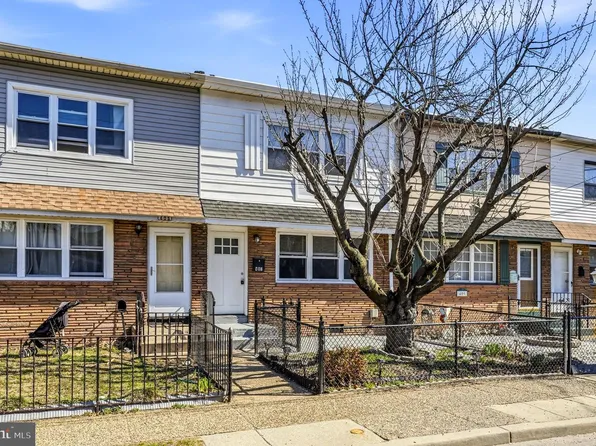 407 Bergen St, Gloucester City, NJ 08030