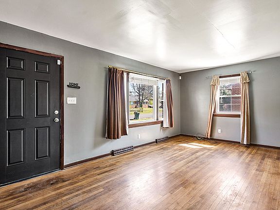 5th image of 1507 Carter St
