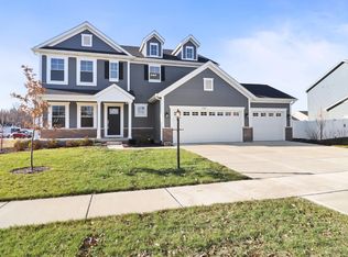 2592 Ritter St, Chesterton, IN 46304