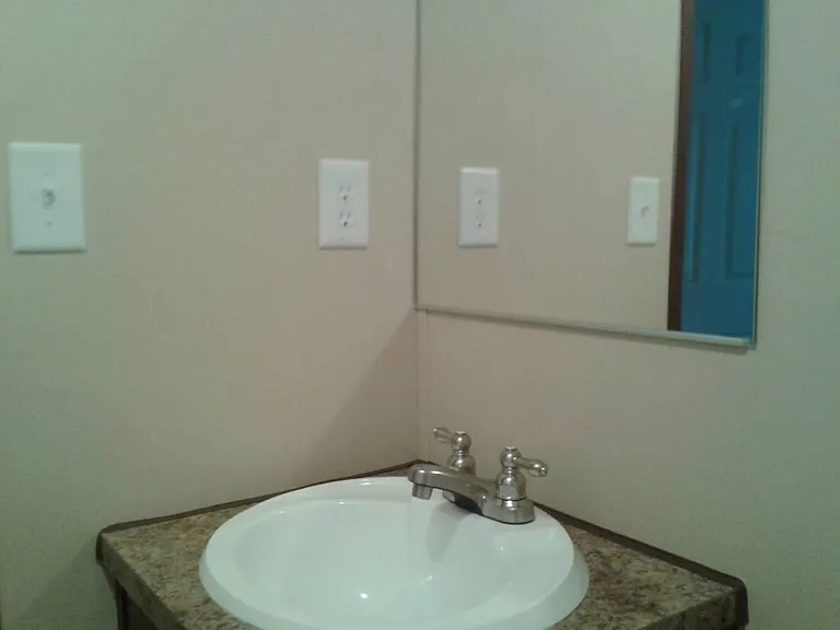 621 Live Oak Dr — Photo 16