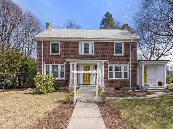 128 Blue Hills Pkwy, Milton, MA 02186