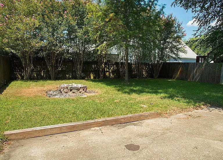 1066 Windmill Dr — Photo 27