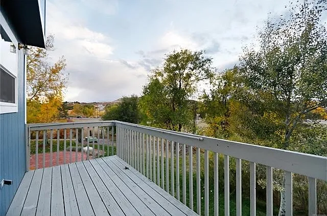 1898 Oakcrest Cir #1-O — Photo 17