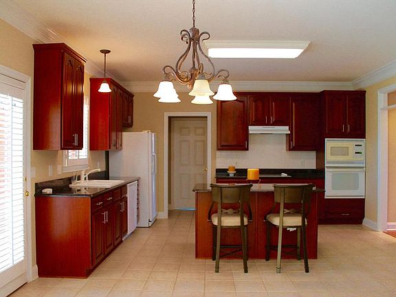 2nd image of 2650 Crystal Point Dr