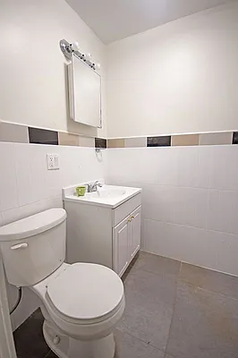 Rented by Level Group | media 13