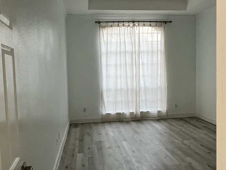 7717 Lakecrest Ct — Photo 20