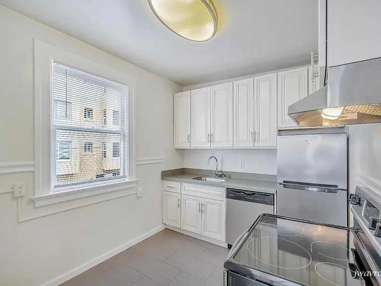 1390 Clay St #1385-9 — Photo 3