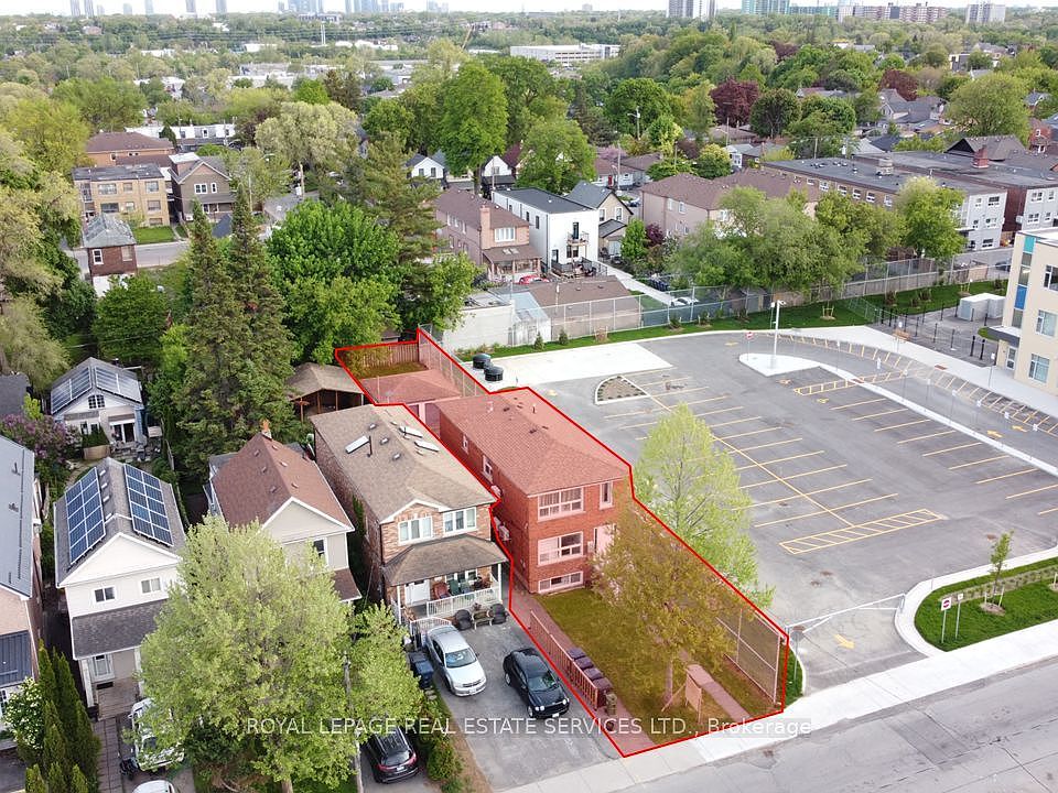 1st image of 11 Dennis Ave