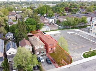11 Dennis Ave, Toronto, ON M6N2T7