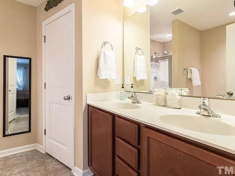 3609 Landshire Vw — Photo 20