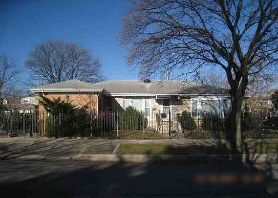 1st image of 4200 N Moody Ave