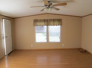 146 County Road 232, Fairfield, TX 75840