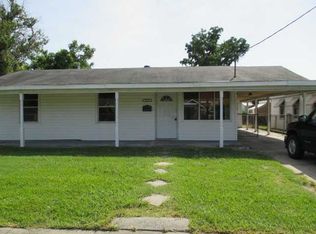 2612 Rose Dr, Gretna, LA 70053