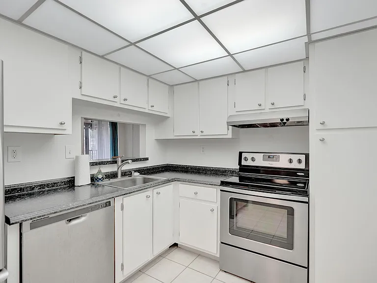 740 S Federal Hwy #312 — Photo 15