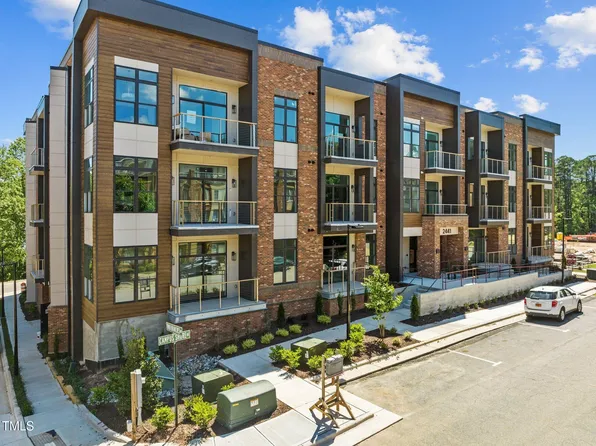 2441 Campus Shr #402, Raleigh, NC 27606