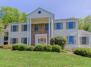 14 Knights Bridge Dr, Randolph, NJ