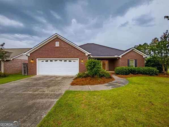 536 Osprey Cir, Tifton, GA 31794