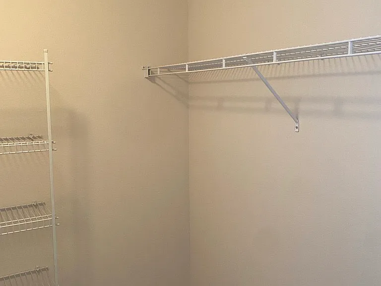 1030 Glencroft Dr #1 — Photo 5