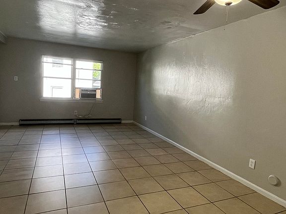 5th image of 1517 Lexington Ave SW APT 2