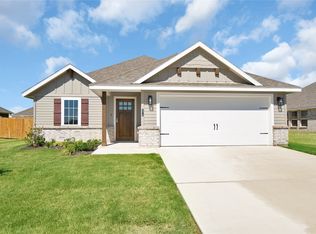 4713 Enclave Dr, Sanger, TX 76266