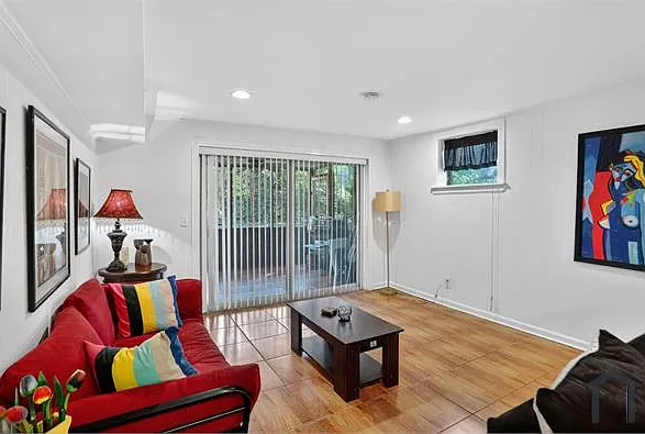 843 Artwood Rd NE — Photo 8