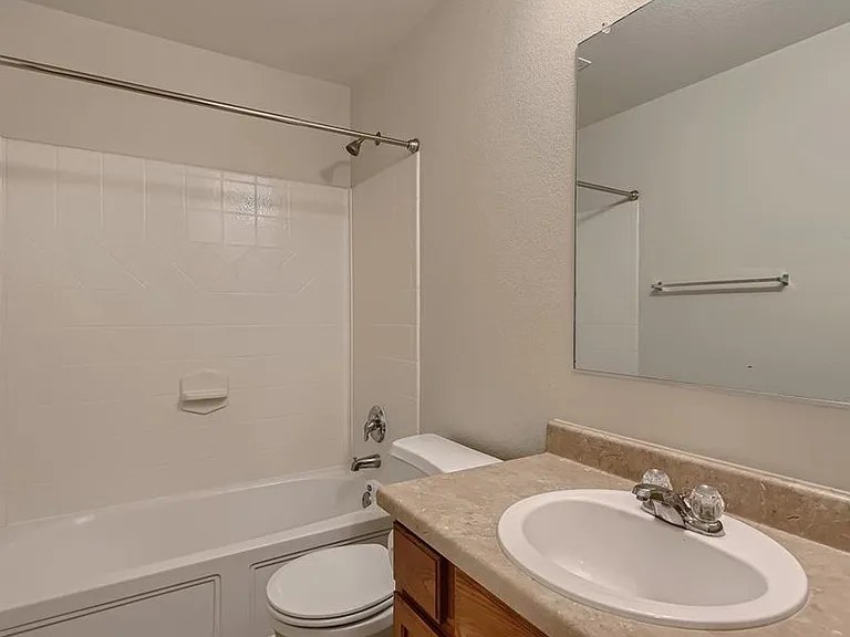 177 Flagstone Trl — Photo 33