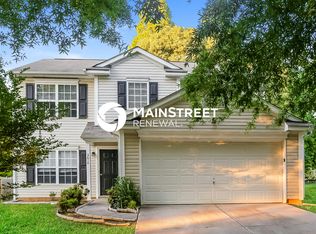 3614 Larkhaven Village Dr, Charlotte, NC 28215