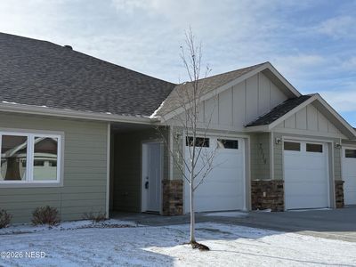 2119 Kemp Pl E, Watertown, SD, 57201