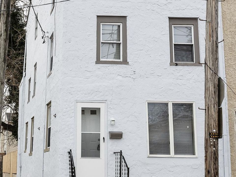 1st image of 328 7th Ave