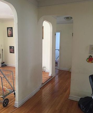5th image of 63109 Saunders St