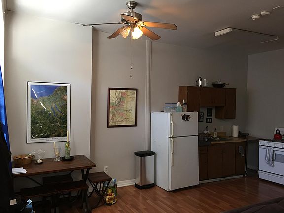 3rd image of 213 4th St APT 1