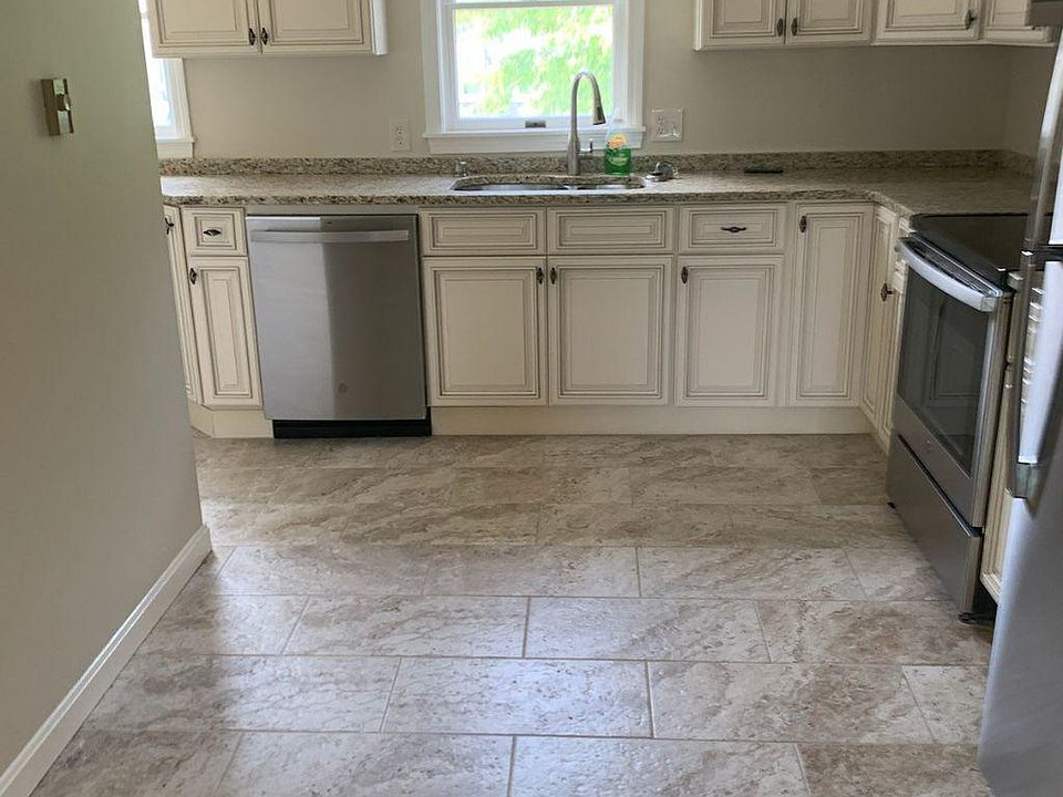 Recently renovated kitxhen