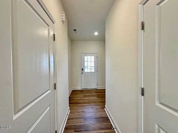 4th image of 931 Kensley Grove Ln