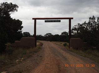 1C Tierra De Vis, Santa Cruz, NM 87567