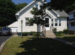 121 Westwood Dr, Rochester, NY 14616
